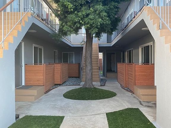 2nd image of 11422 Iowa Ave #9