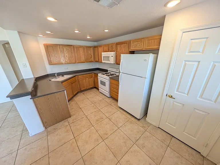 820 Titan Peak Pl #102 — Photo 7