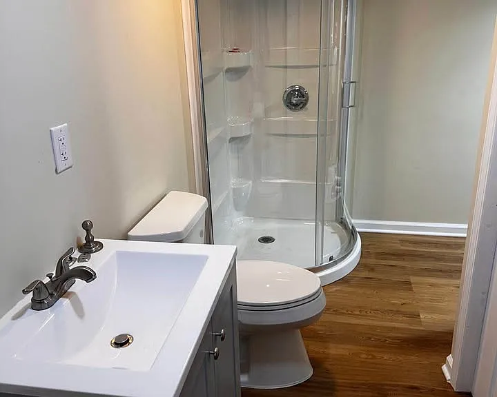 1315 Holly Ave — Photo 5