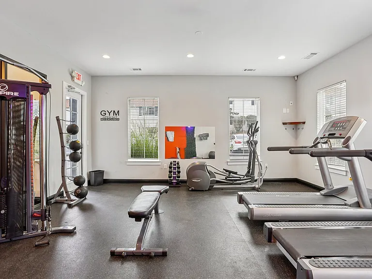 The Brentwood — Photo 16