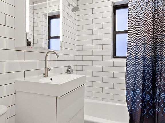 4th image of 47-25 40th St APT 1A
