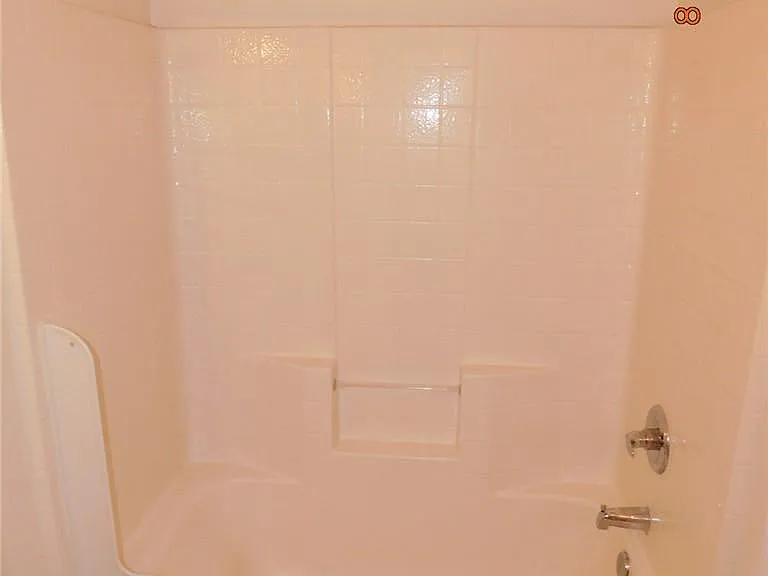 2381 Wessington Dr — Photo 14