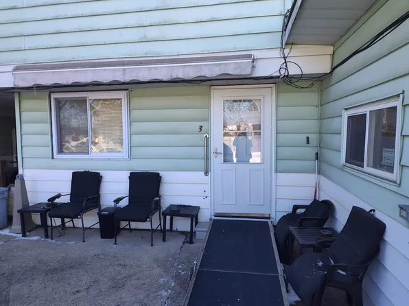 301 Barr Elms Ave, Joliet, IL 60433