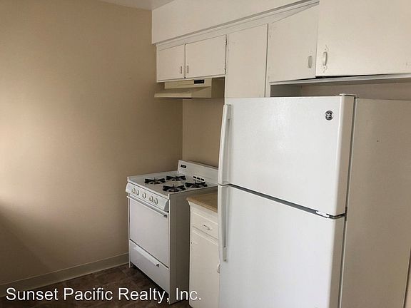 5th image of 4918 W Point Loma Blvd APT B