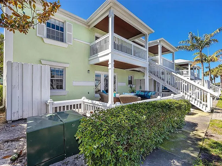 5231 Beach Dr SE #B — Photo 21