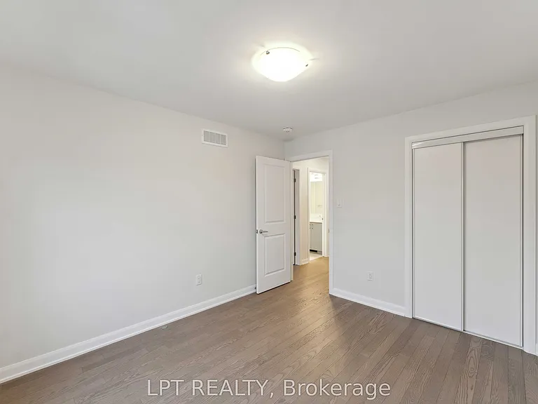 711 Fairline Row — Photo 18
