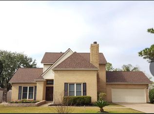 1013 Killarney Ave, Friendswood, TX 77546