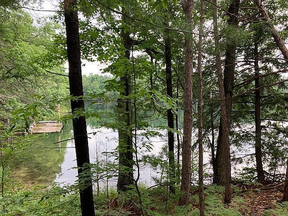 5th image of 11 E Lake Club Dr