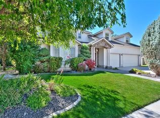 1801 N Golfview Way, Meridian, ID 83646