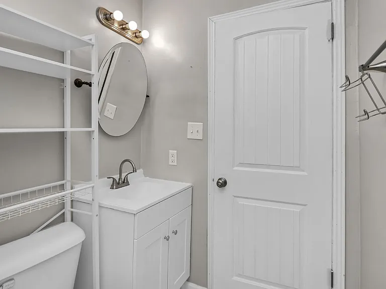 3300 Margrave Rd #B — Photo 20