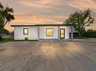 10700 SW 46th St, Miami, FL 33165