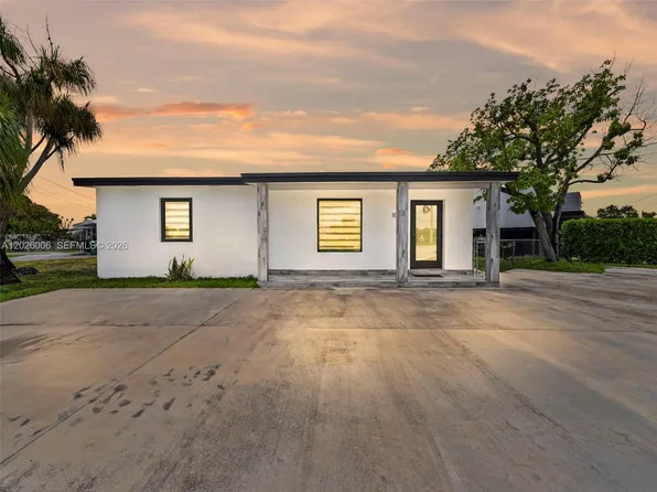 10700 SW 46th St, Miami, FL 33165