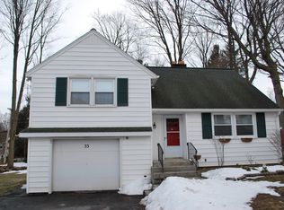 33 Root St, New Hartford, NY 13413