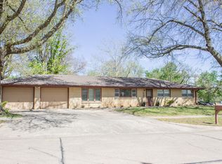 1700 Cassell Rd, Manhattan, KS 66502