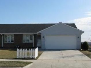 1003 Firethorn Dr, West Bend, WI 53090