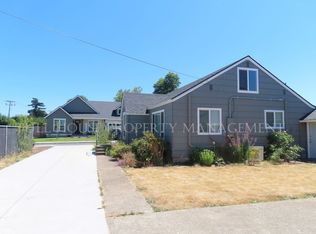 1084 53rd Pl, Springfield, OR 97478