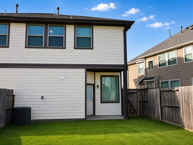 5255 Prairie Terrace Ln — Photo 3