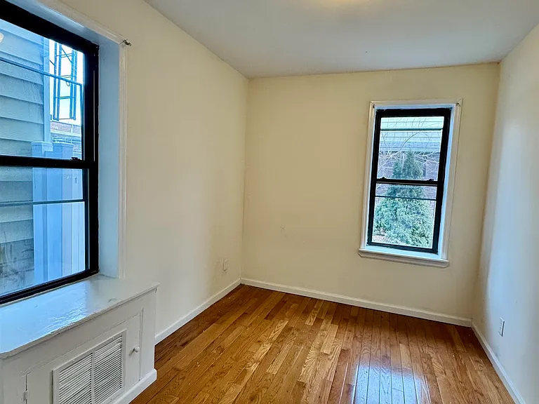 250 Avenue B #2 — Photo 7