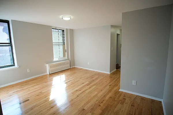 Rented by Bohemia Realty Group | media 19