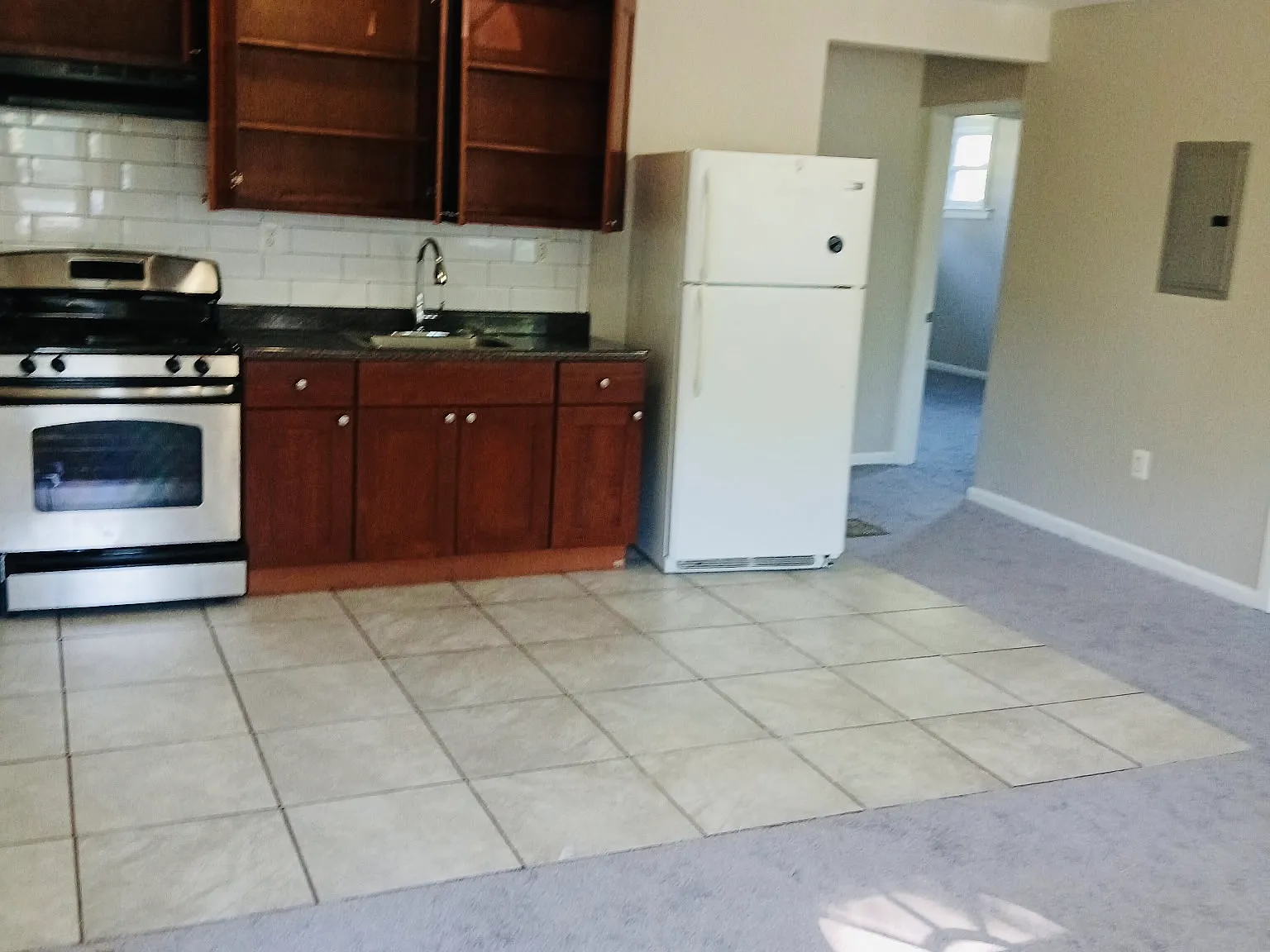13 S Jefferson Ave — Photo 3