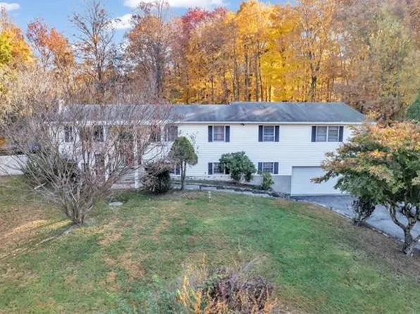 19 Avery Road, Carmel, NY 10512
