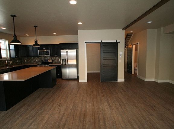 5th image of 1805 Leeward Ct #1813