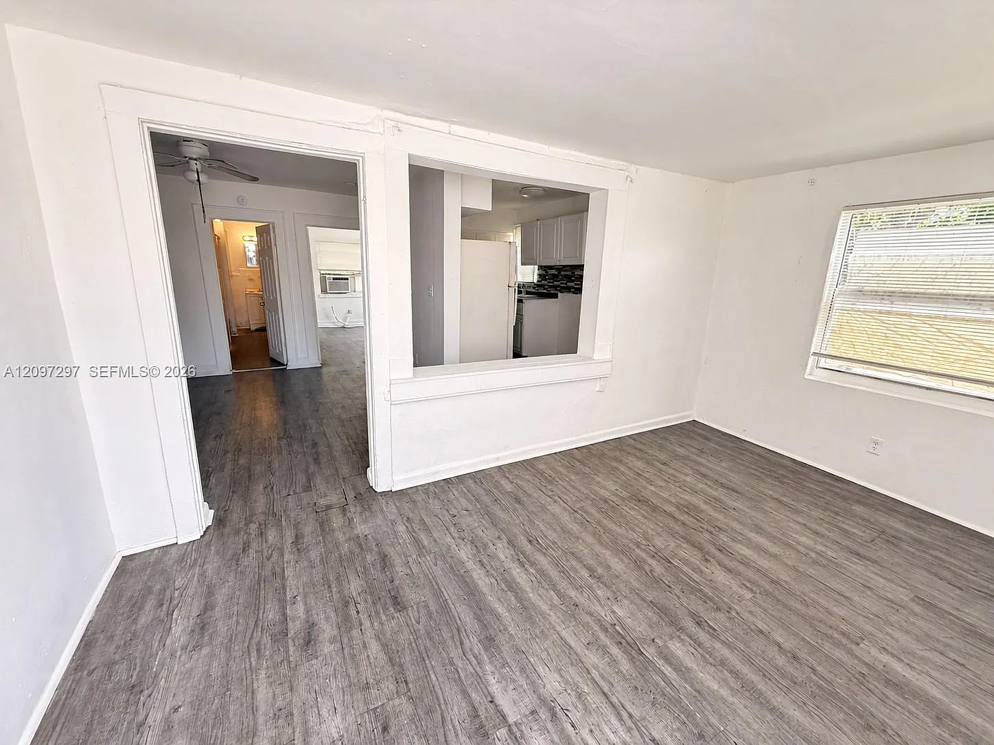 1111 N 22nd Ave — Photo 3