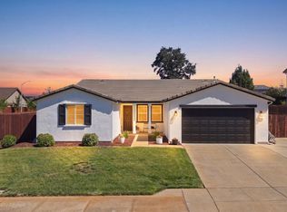 3406 Carlsbad Ln, Redding, CA 96002