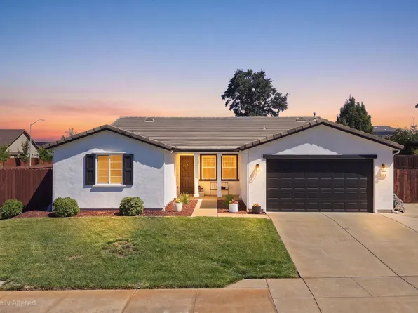3406 Carlsbad Ln, Redding, CA 96002