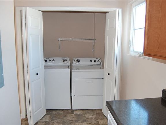 Flats.laundry