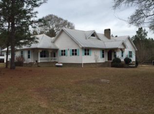 281 Primrose Ln, Nicholls, GA 31554