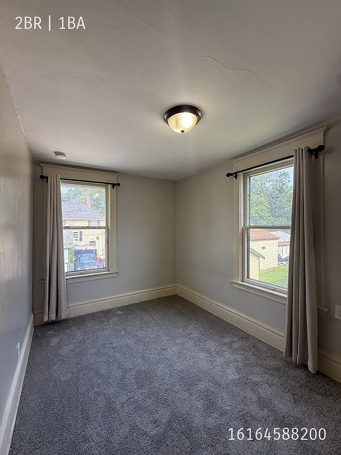 Beautiful 2BR/1BA Upper Apartment at 205 Valley NW #4, Grand Rapids, MI 49504 — Photo 4