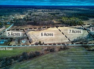 1130 Clark Rd #B, Lapeer, MI 48446