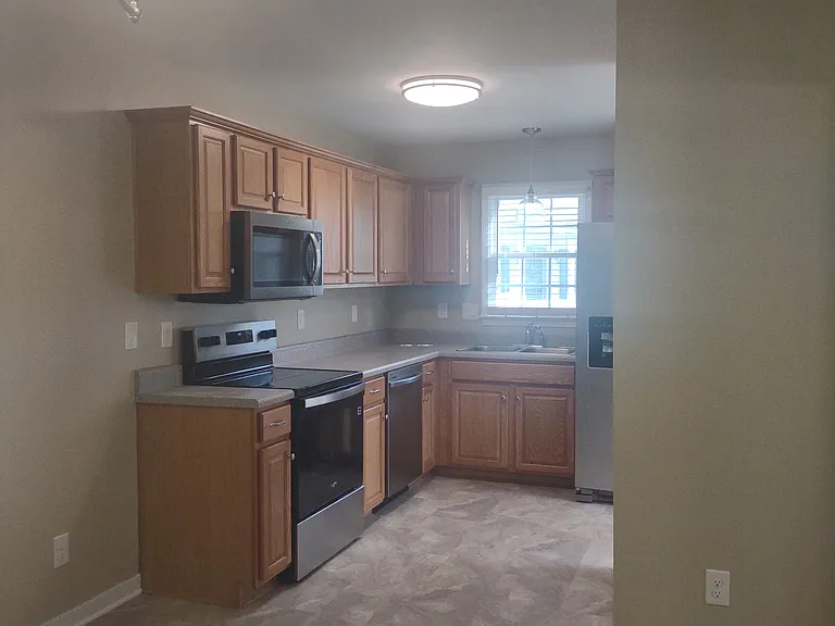 9606 Lockberry Ridge Loop — Photo 8