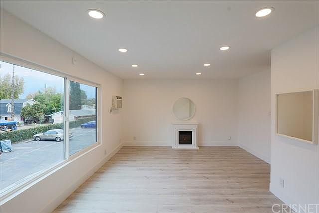 1st image of 20234 Cantara St Unit 253
