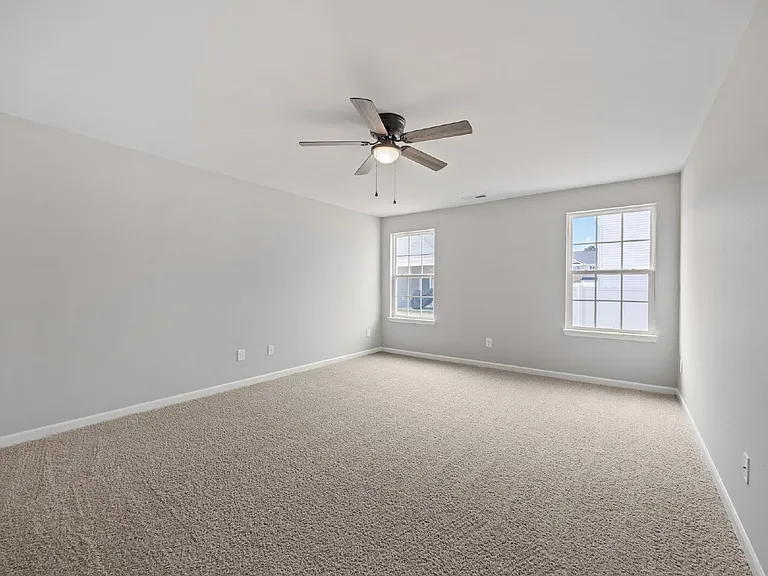 4500 Sandstone Dr — Photo 23