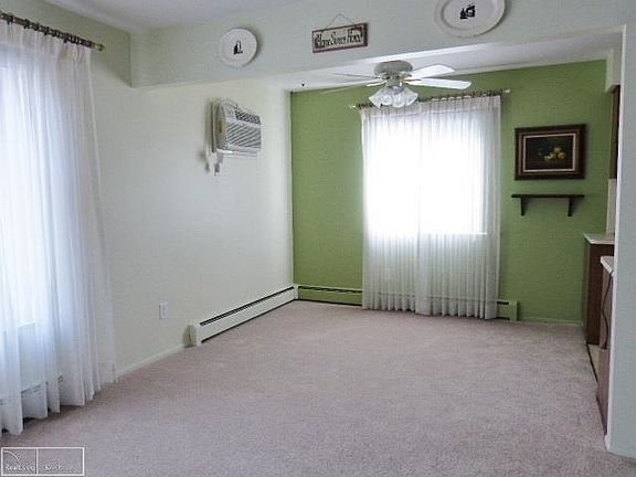 4th image of 19821 Arthur St APT 137