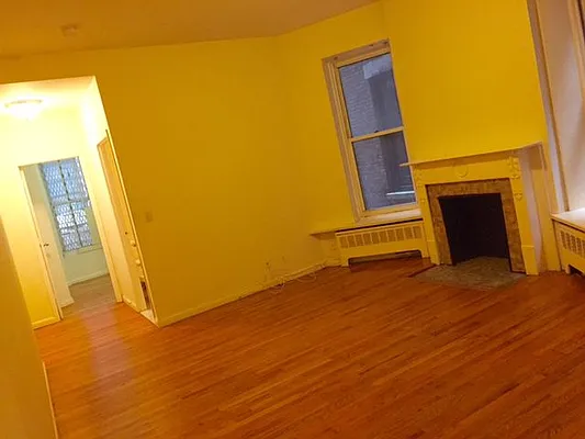 Rented by Walber 82nd Street | media 7