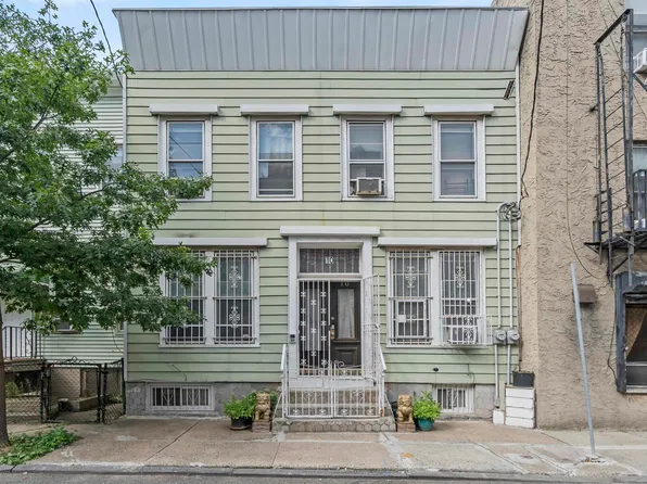 10 Smith St, Jersey City, NJ 07306