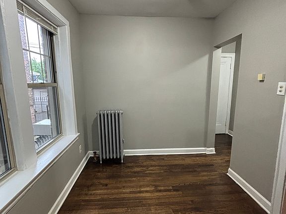 2nd image of 4844 W Wrightwood Ave #50