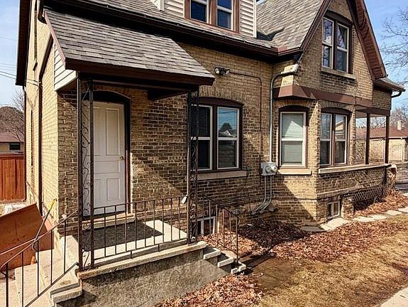 2nd image of 2011 Madison STREET