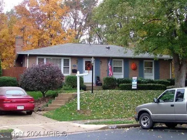 7605 Rosbury Ct, Manassas, VA 20109