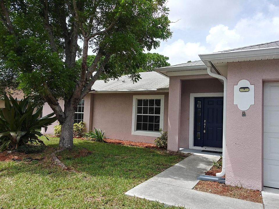1st image of 641 SE Polynesian Ave