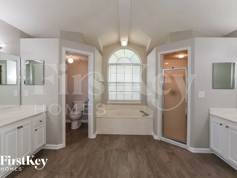 2479 Moon Harbor Way — Photo 8