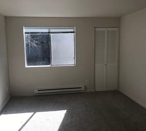 4th image of 12239 NE 5th St #C-101