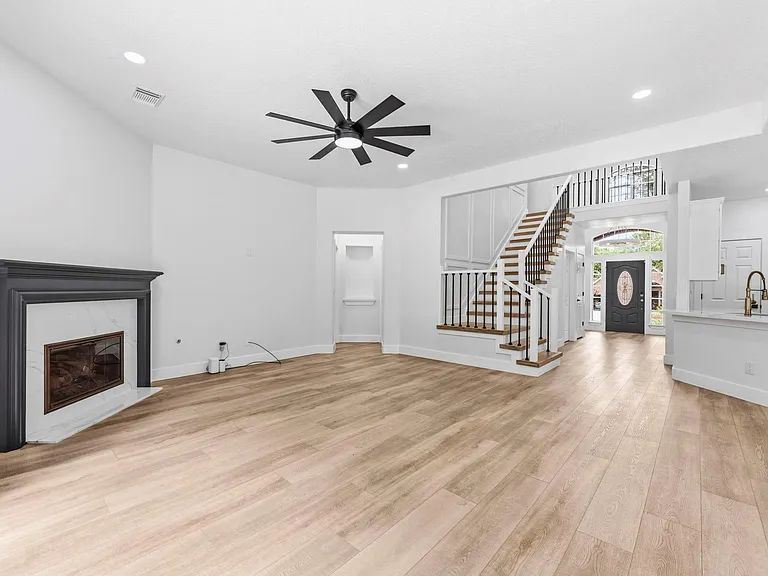 138 W Stockbridge Landing Cir — Photo 7