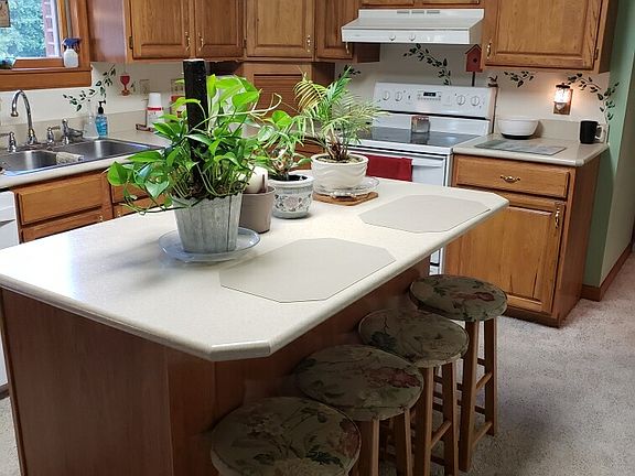 4th image of 10447 E State Road 56