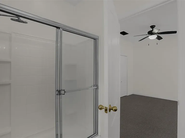 740 Ashworth Overlook Dr #B — Photo 25
