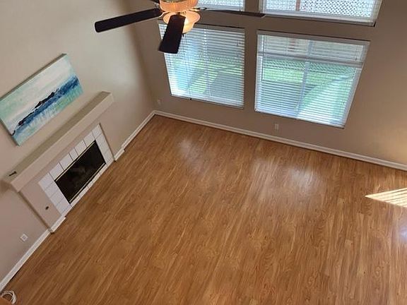 3rd image of 24 Mallorn Dr
