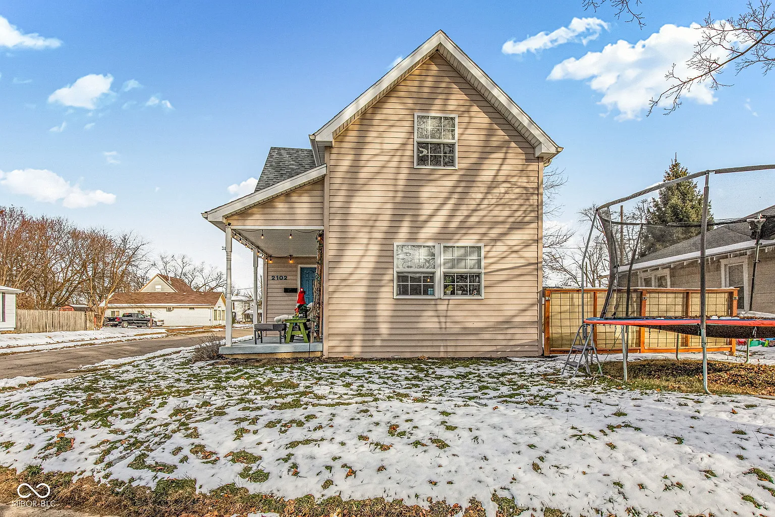 2102 Plum St photo 1